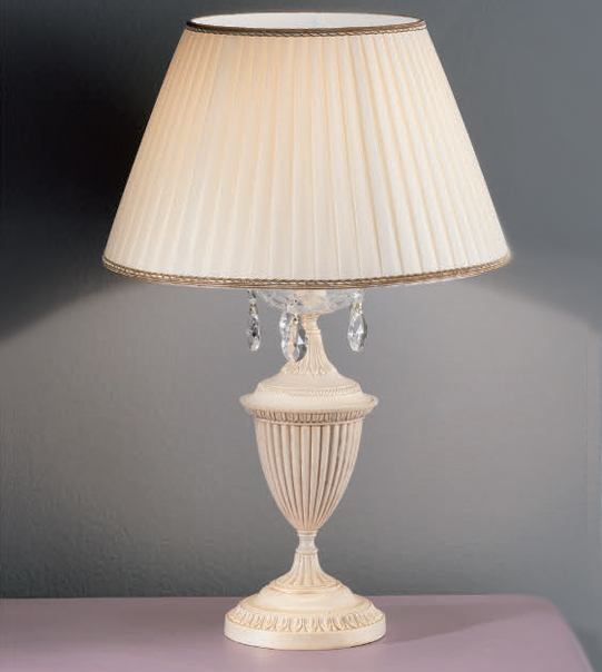 Brass table lamp with lampshade and crystal details