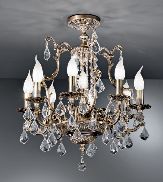 Brass and crystal chandelier with 9 lights in baroque style